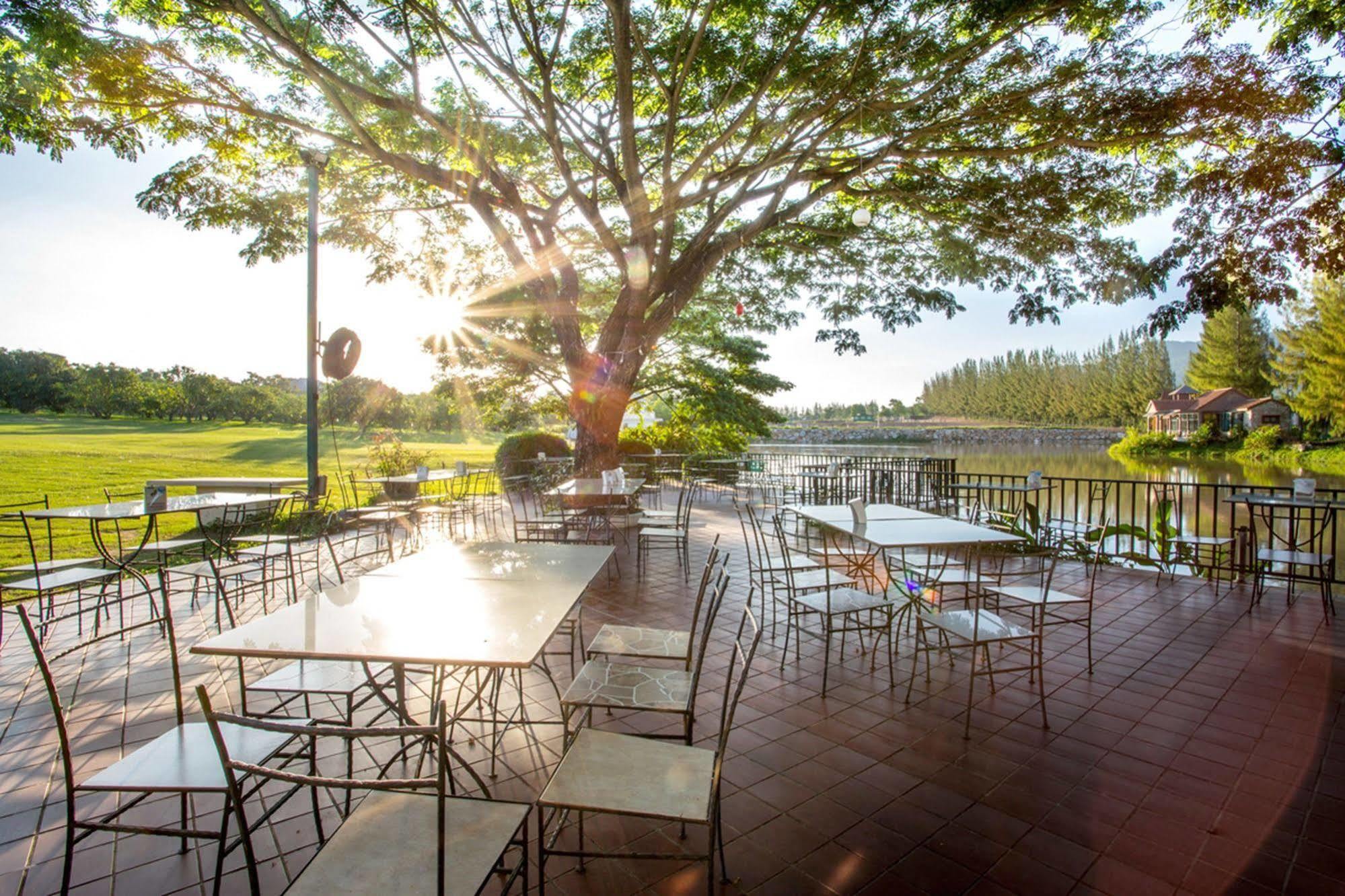 Chateau De Khaoyai Hotel & Resort Pak Chong Zewnętrze zdjęcie
